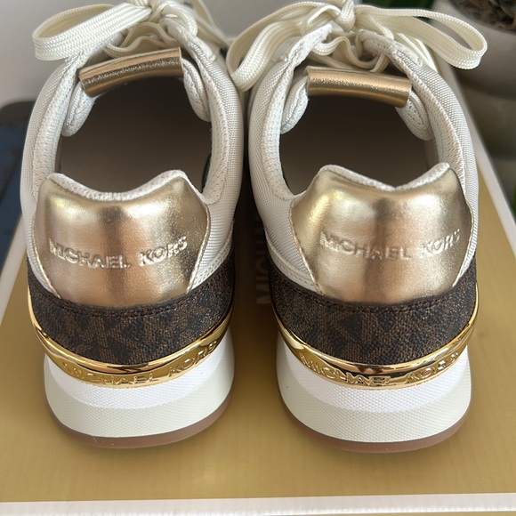 Michael Kors Andi Trainer - Picture 5 of 10